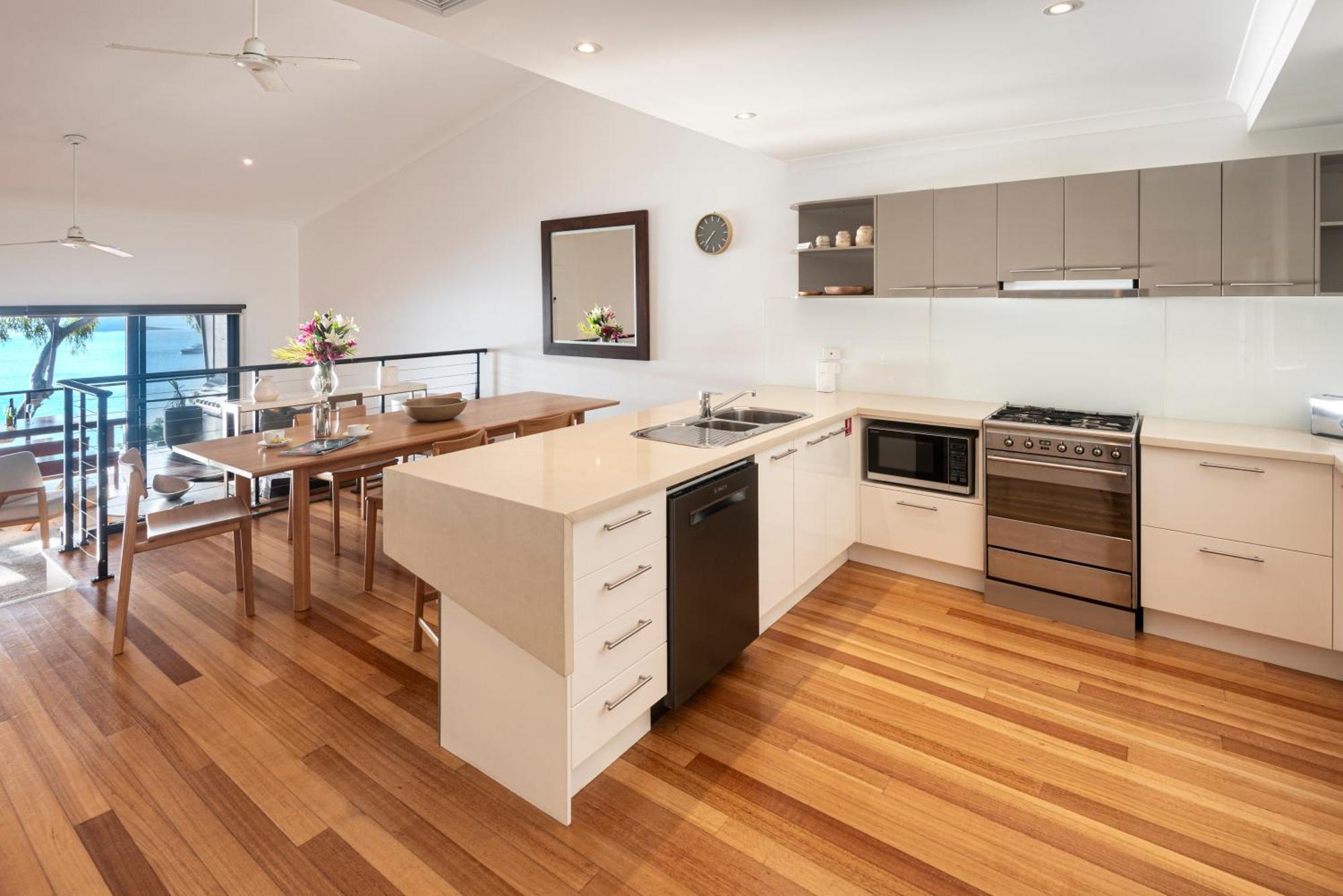 Shorelines Apartments On Hamilton Island By Hiha Eksteriør billede